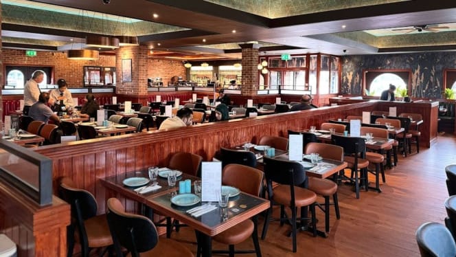 Turkuaz Restaurant Feltham - 7