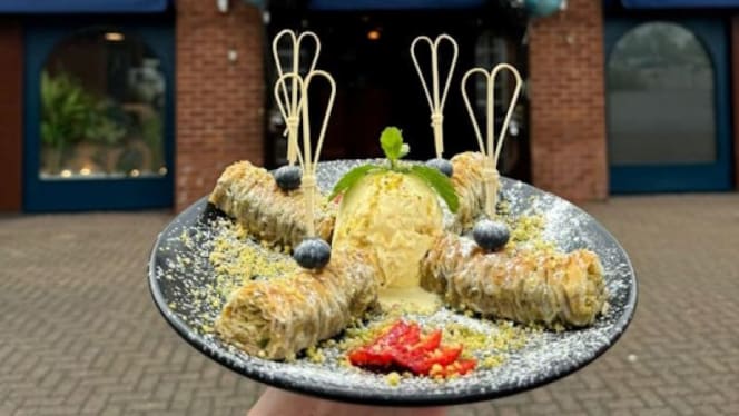 Turkuaz Restaurant Feltham - 4