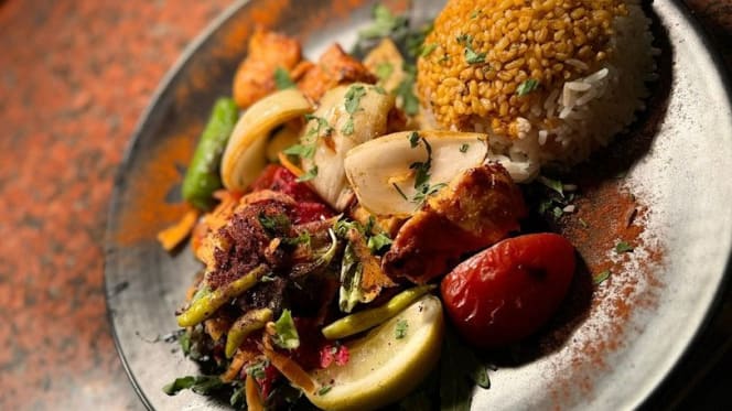 Turkuaz Restaurant Feltham - 9