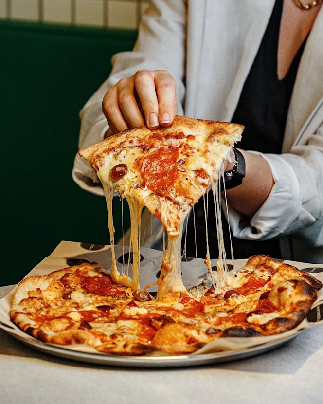 PizzaLuxe London - 2