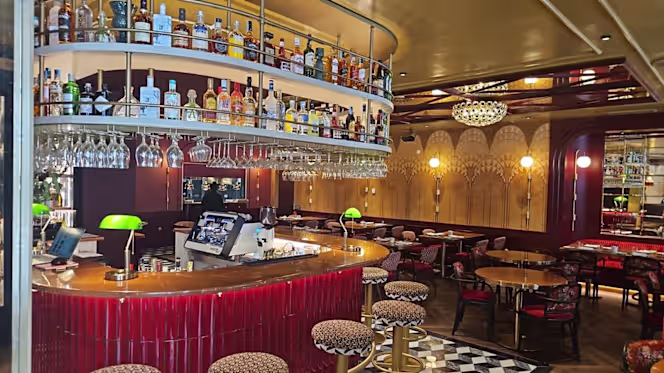 Bistro Olympia - 9