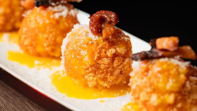 Hellfire Steakhouse and Mixology - 4