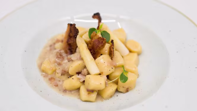 Savoy Restaurant - 1