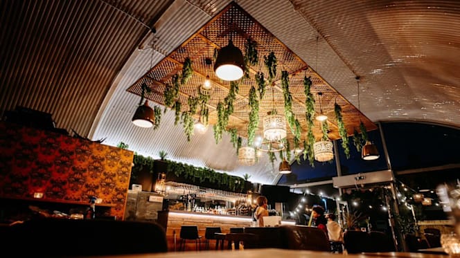 Stixx Alfresco Bar & Braai - 3