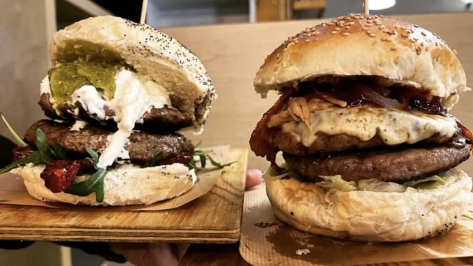 Hammucca - Hamburgheria Siciliana - 6