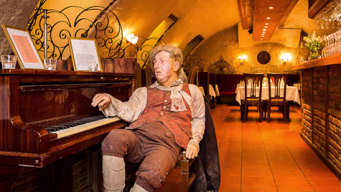 Movitz Pub & Restaurang - 3