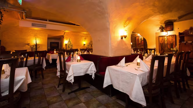 Movitz Pub & Restaurang - 7