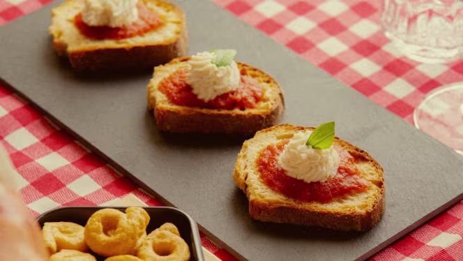 Donna Rusella - Tipica Cucina Napoletana - 6