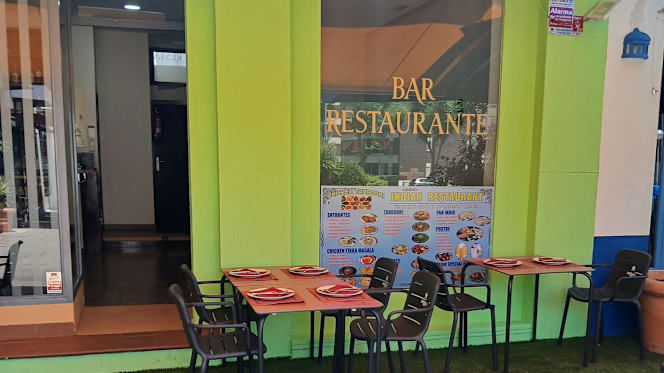 Chicken Tandoori  Indian  Restaurant - 0