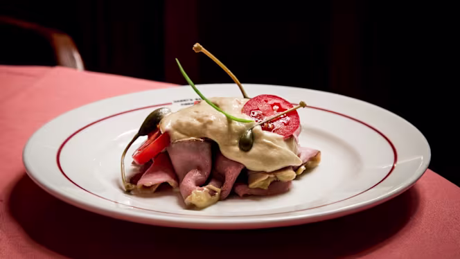 Harrys Bar The Garden - 8