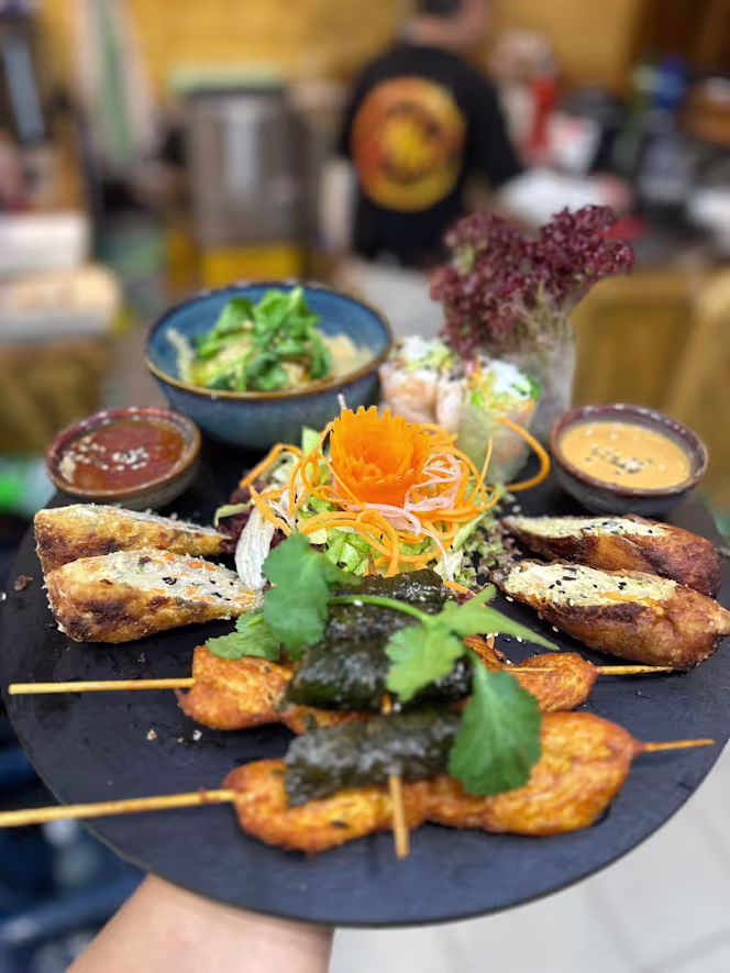 Mai Halal Vietnamese Kitchen - 3