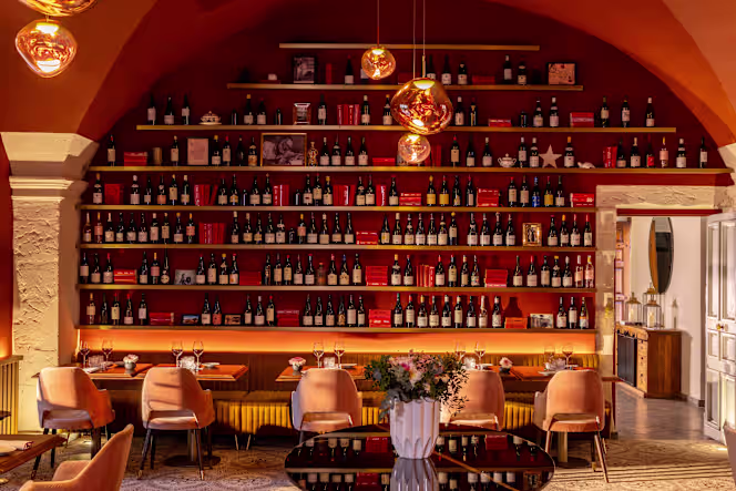 Rouge - Restaurant - Nîmes