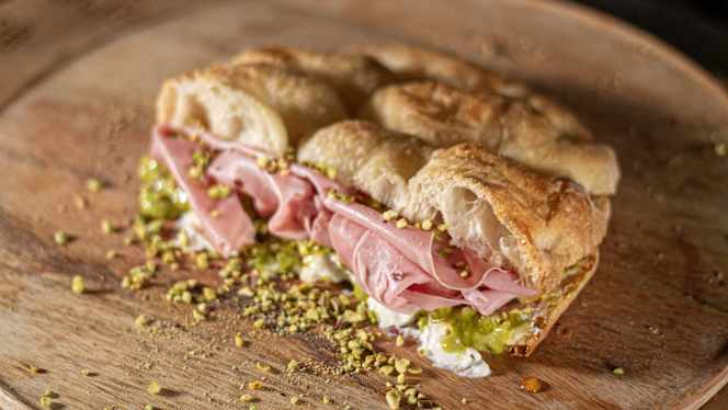 Cybus - la Focaccia Gourmet - S.Agostino - 1