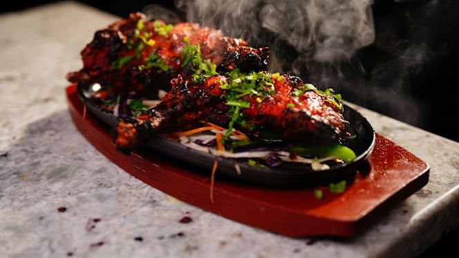 RAOS Bar and Restaurant - 7