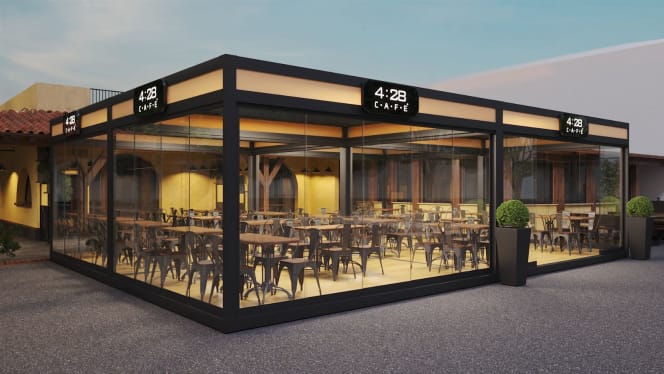 4:28 CAFE' - 9