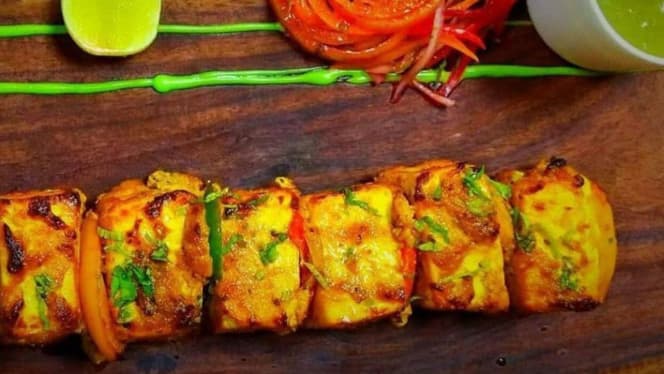 Delhi Darbaar Indiaas Restaurant - 6