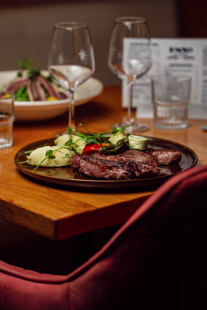 Le Novo - Bar & Kitchen - 7