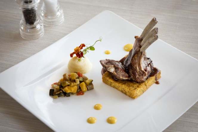 Lunaria Beach Restaurant & Lounge Bar - 6
