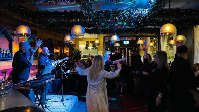 Milos Restaurang - 0