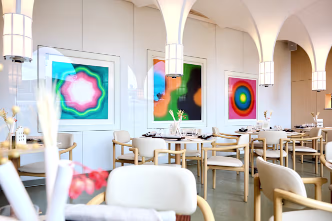 MDWA Restaurant - art & fine dining - 1