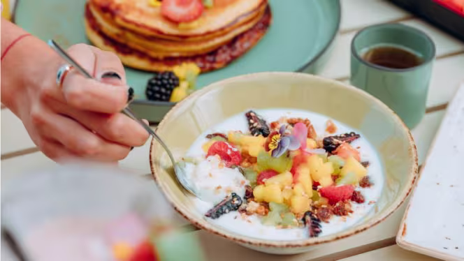 Recharge Restaurant - 9