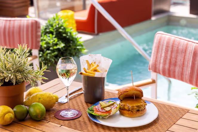 Terraza 'La Dolce Vitae', Restaurant & Bar - Majestic Hotel & Spa - 3