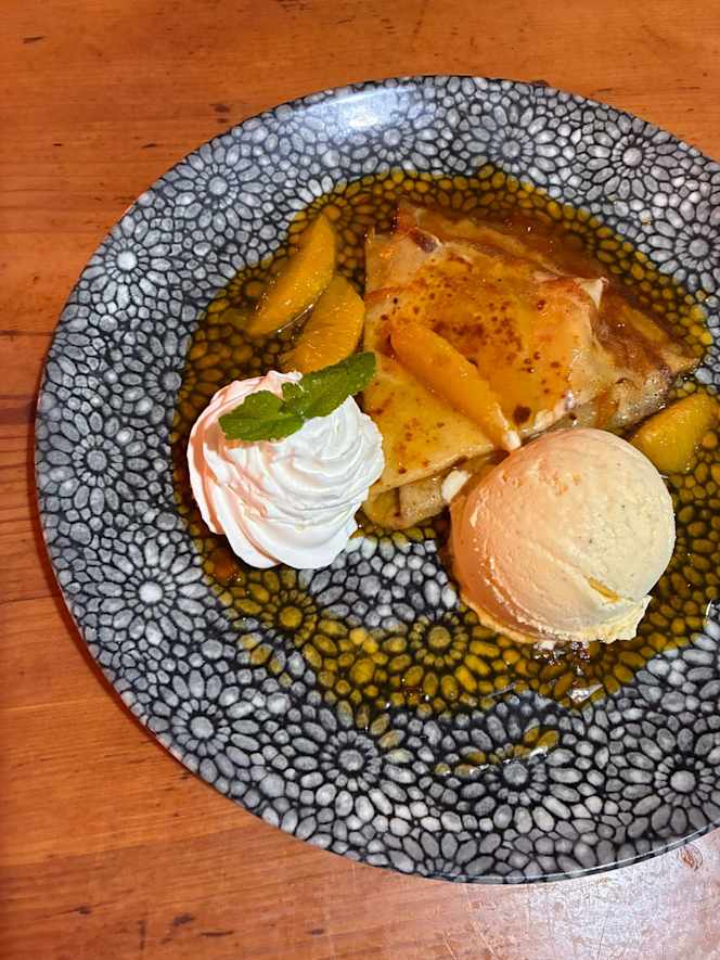 DeDos Thai-Fusion GastroBar - 1