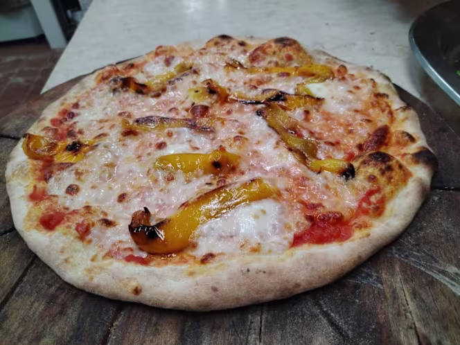 Pizzeria Gintoneria - 4
