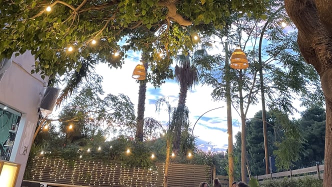 Lab Lounge Restaurant - 8