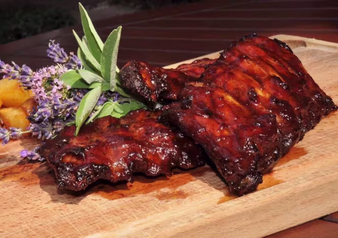 Le 24 Suquet - Cannes - 1