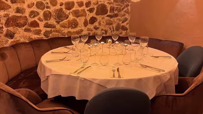 Le 24 Suquet - Cannes - 7