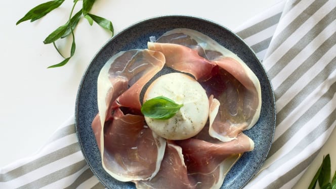 Caloroso Pizza Hackney - 8