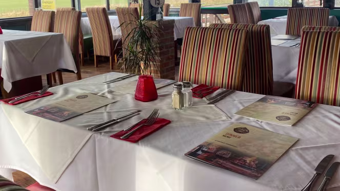 The Sidings Hotel & Restaurant - 6