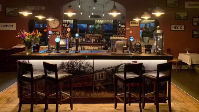 The Sidings Hotel & Restaurant - 7