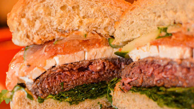 Mosy - Grill House & Cocktail Temple - 2