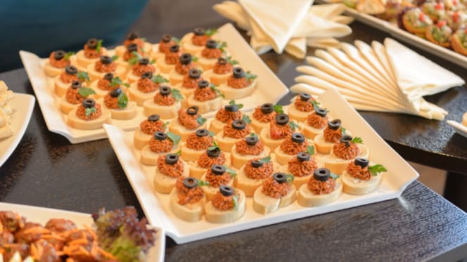 Mezzet Lebanese Restaurant - 2