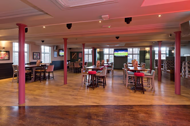Yates York - 8