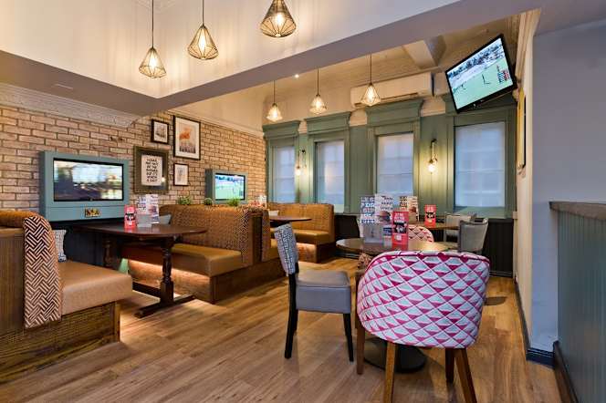 Yates York - 4