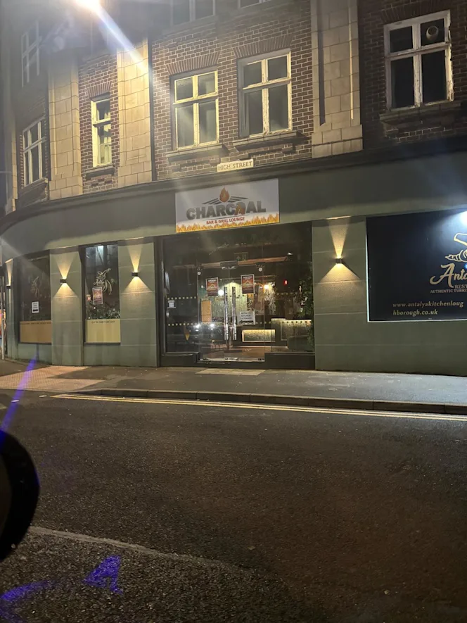 Charcoal Bar & Grill Lounge - 0