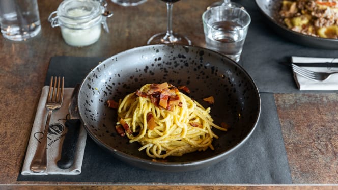 Roxy Braceria Pizzeria - 8