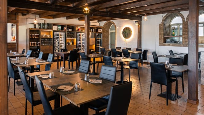 Roxy Braceria Pizzeria - 2