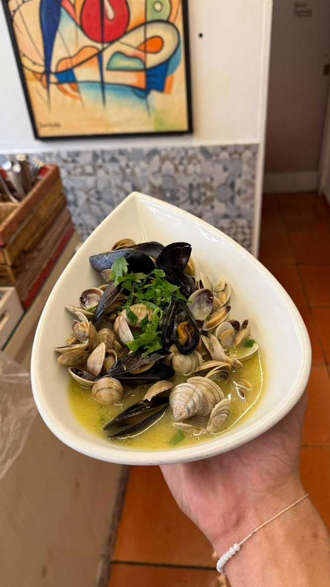 Picante Ristorante e Wine Bar - 7