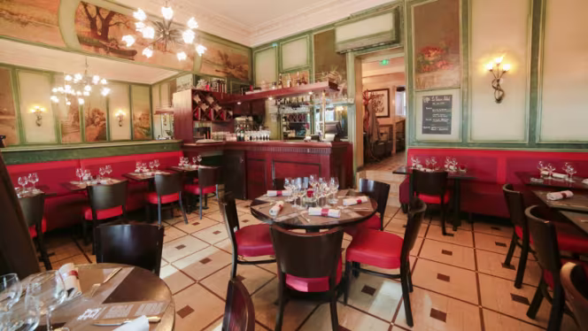 Le Buisson Ardent - Restaurant - Paris