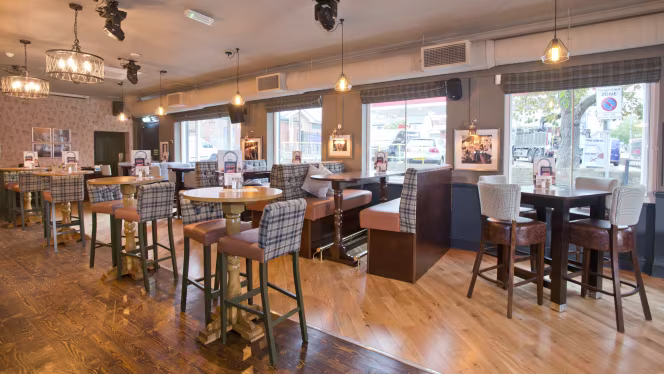 Golden Lion Bexleyheath - 2