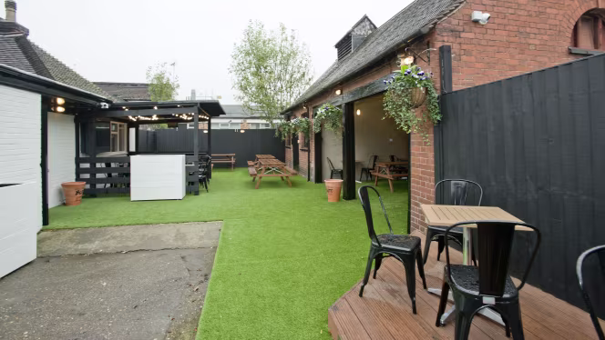 Golden Lion Bexleyheath - 5