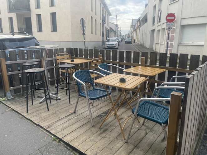 L'OCNI Restaurant - Bar à jeux - 7