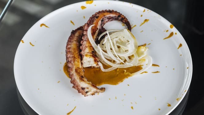 Mike's Restaurant - 4