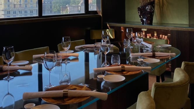 Mike's Restaurant - 9