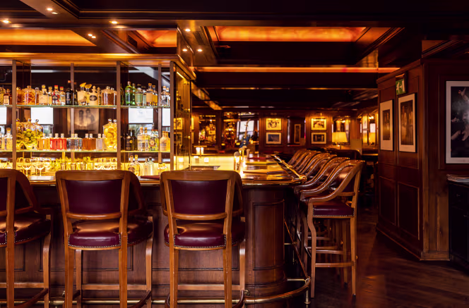 Funky Claude’s Bar - 0