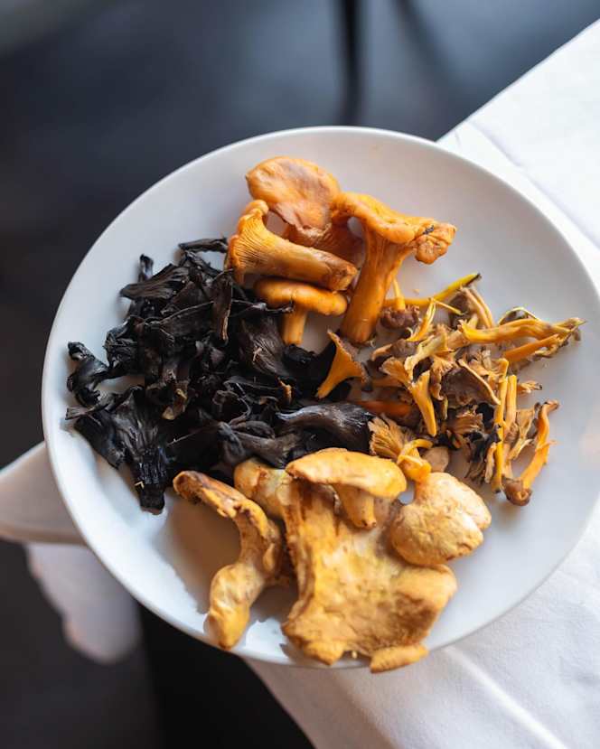 Instint Restaurant - 5